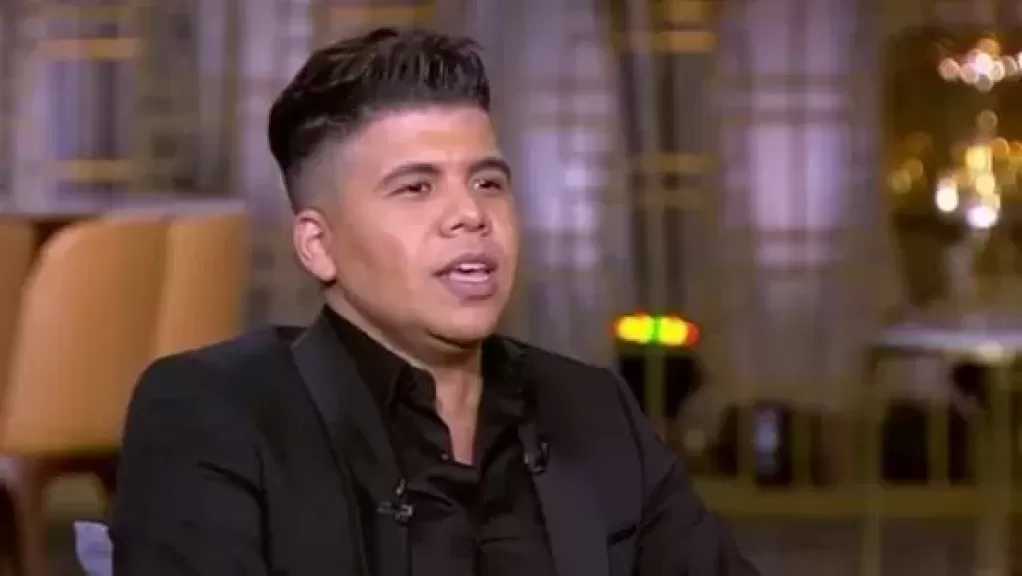 الحكم بالحبس 6 أشهر على متهم بسب وقذف المطرب عمر كمال