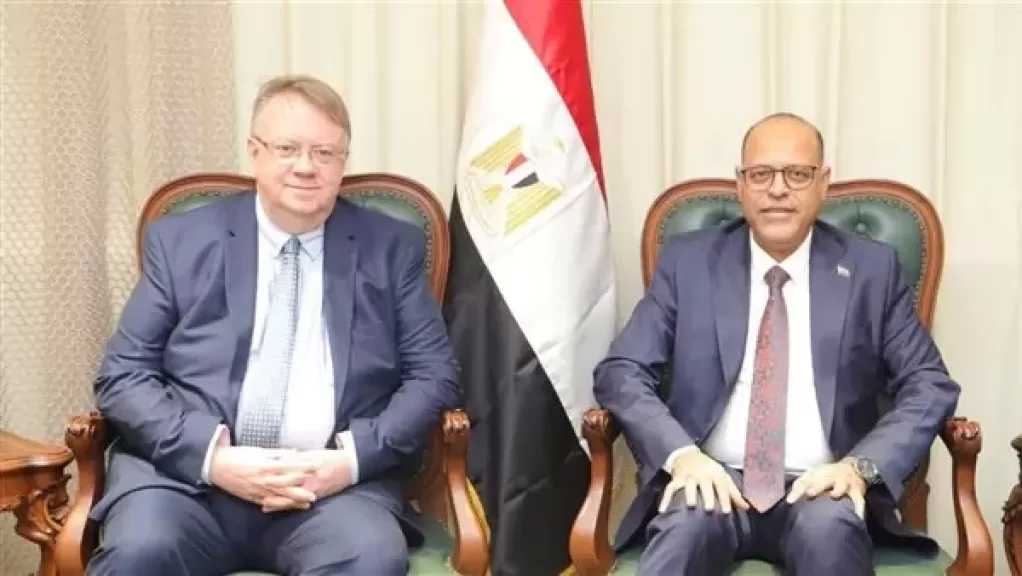 جبران يستقبل مدير ”العمل الدولية” بالقاهرة لبحث التعاون بالملفات المشتركة