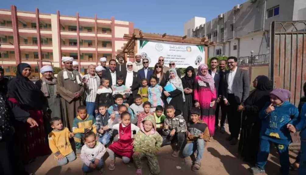 البنك الأهلي المصري يدعم مبادرة «مصر في عيوننا» لمكافح مسببات العمي وضعف الأبصار