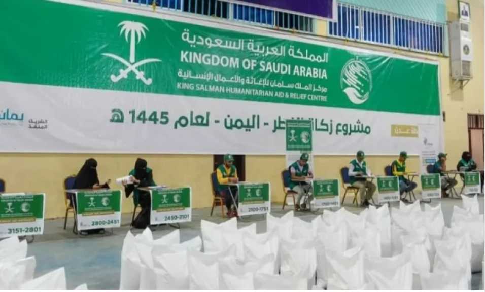 مركز الملك سلمان يواصل دعم غزة ويسيّر 74 طائرة و8 سفن مساعدات.. وخيام مجهزة للنازحين استعدادًا للشتاء