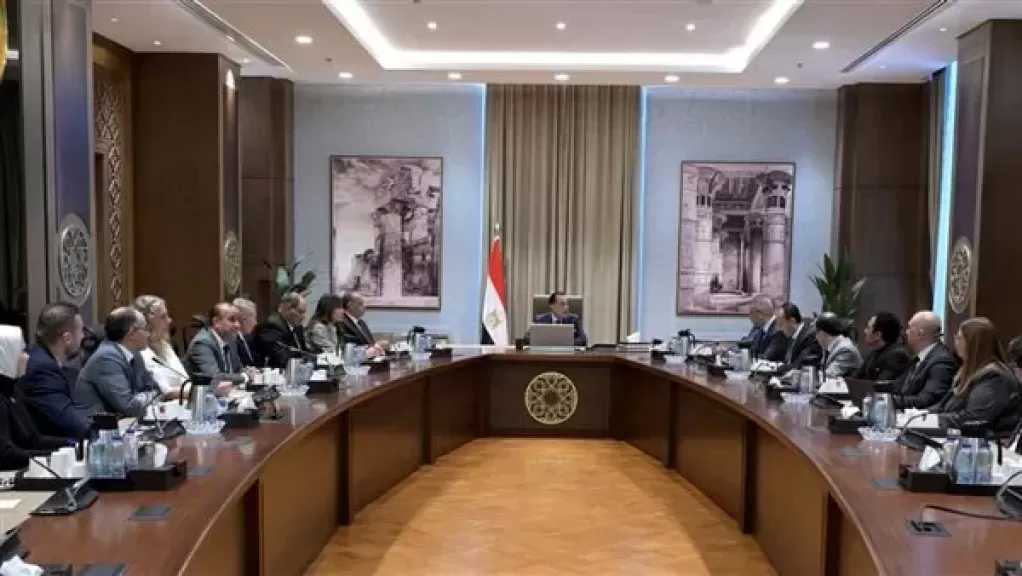 رئيس الوزراء يتابع موقف مشروع إحياء وتطوير حديقتي الحيوان والأورمان