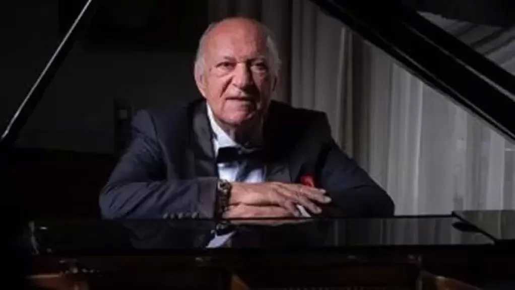 تكريم عمر خيرت في افتتاح مهرجان الأوبرا العربية بالدوحة.. الليلة