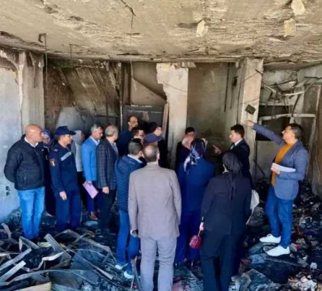 النيابة الإدارية تعاين حريق عقار بسوق تجاري في المنصورة: خالي من اشتراطات الحماية والسلامة المهنية