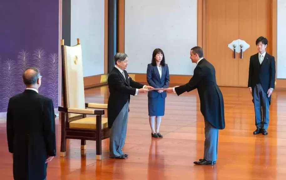 السفير المصري الجديد يقدم أوراق الاعتماد إلى جلالة إمبراطور اليابان|صور