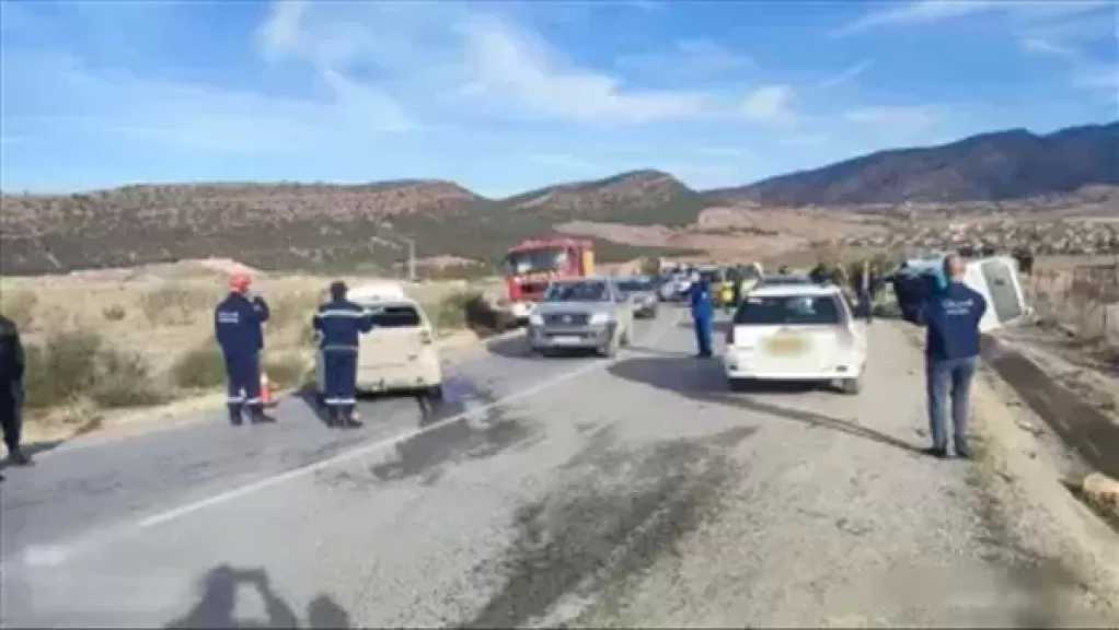 اصطدام مروع على طريق باتنة - مروانة بالجزائر يخلف 14 مصابا