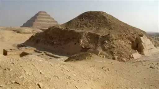 هل النبي يونس عاش داخل هرم أوناس ؟.. عالم مصريات يحسم الجدل