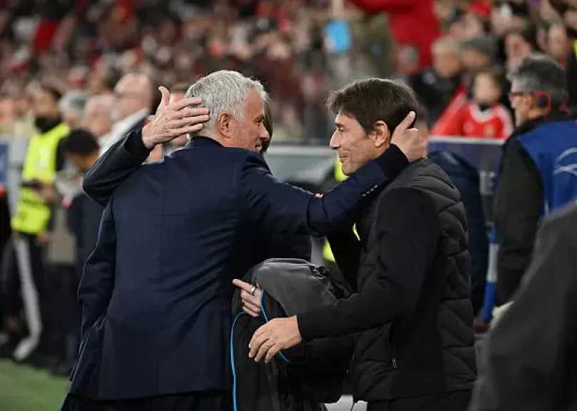 مورينيو يكشف أسباب فوز بنفيكا على نابولي في دوري الأبطال