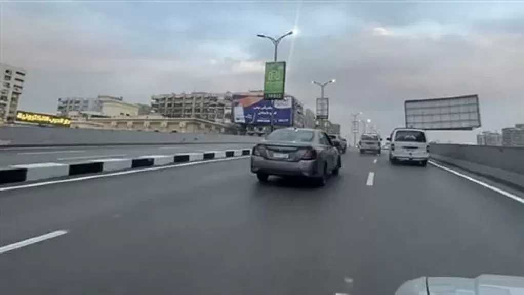 انسياب مروري تام بمحاور القاهرة والجيزة