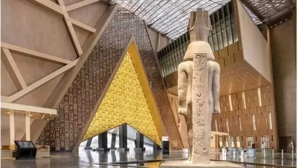 السياحة: سقوط أمطار في بهو المتحف الكبير أمر متوافق مع تصميمه المعماري
