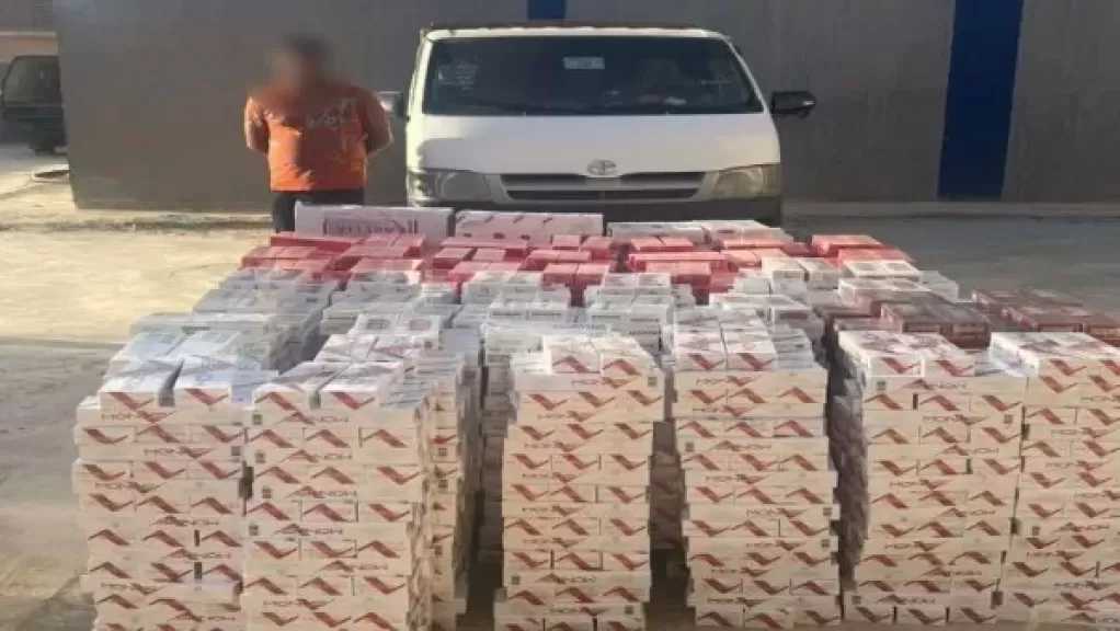 ضبط 12 تاجر سجائر جملة وقطاعي لبيعهم السجائر بأزيد من ثمنها بالغربية