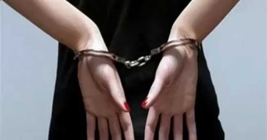تجديد حبس سيدة متهمة بدهس طالبة الشروق 15 يوما