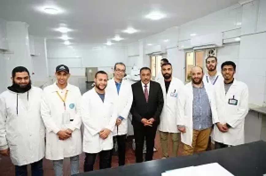محافظ مطروح يفتتح تشغيل جهاز الماموجرام وأجهزة طبية جديدة بمستشفى الحمام