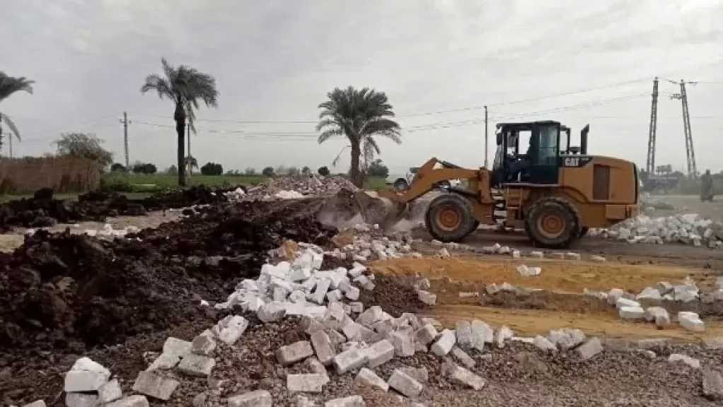 إزالة 23 حالة تعد على الزراعات وبناء مخالف وتغيرات مكانية في المهد بالغربية