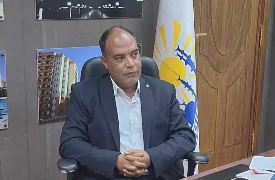 نائب محافظ القاهرة يتابع عددا من الملفات