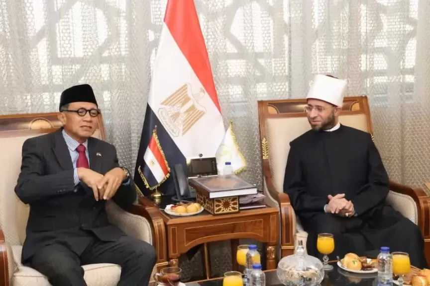 وزير الأوقاف يلتقي سفير إندونيسيا بالقاهرة بمقر الوزارة في العاصمة الجديدة