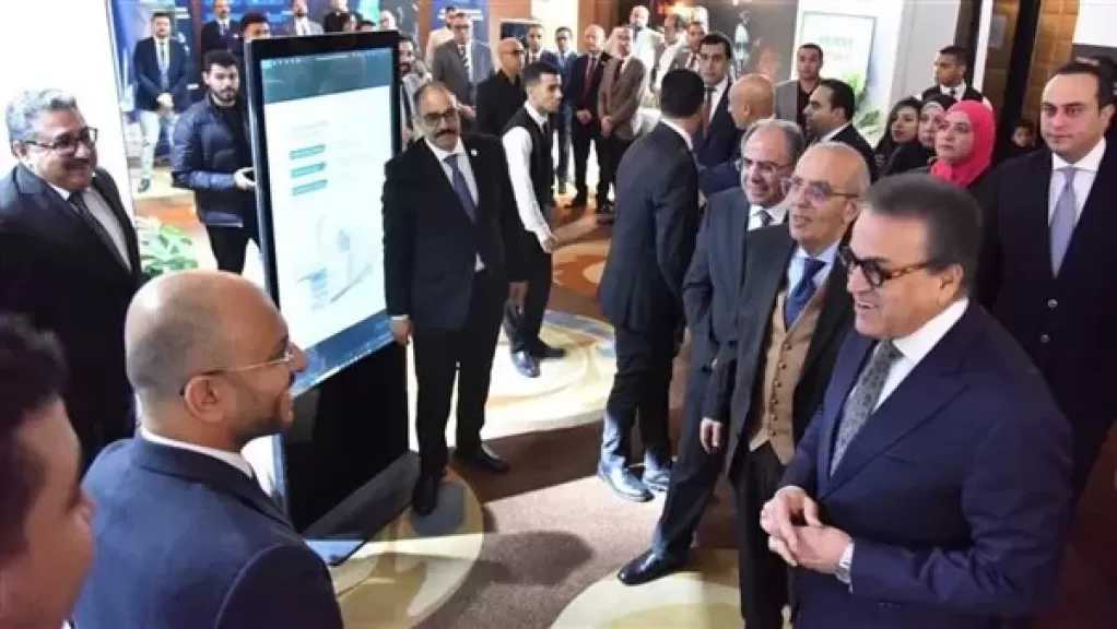 وزير الصحة: الذكاء الاصطناعي ليس بديلًا لأطباء الأشعة وتوطين التكنولوجيا يجعل مصر مركز إقليمي متميز