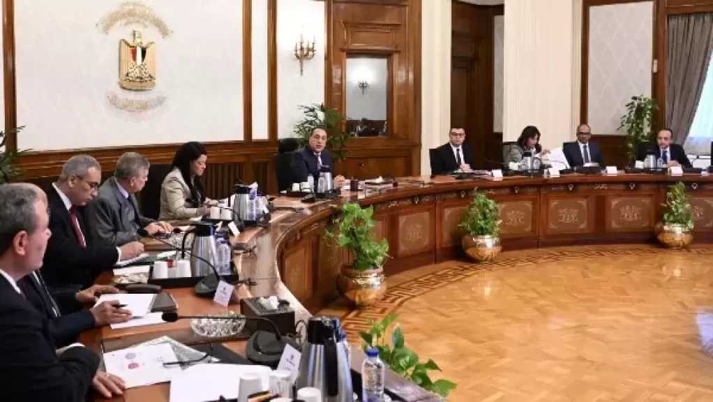 رئيس الوزراء: التفاوض مع شركات عالمية لتحلية مياه البحر وإنشاء مصنع بمصر