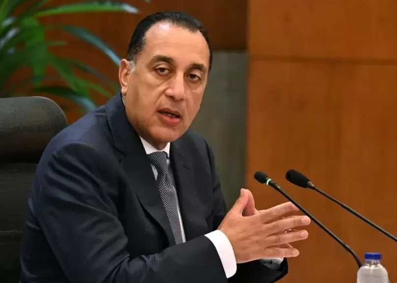 رئيس الوزراء يُغادر القاهرة متجهاً إلى لبنان لبحث ملفات تعزيز التعاون المشترك والقضايا الإقليمية