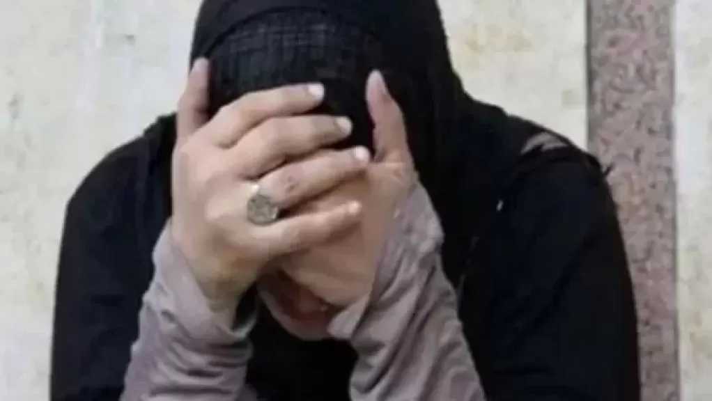 قاتلة نجلها بالمعصرة أمام النيابة: عملت في ابني زى ما أهلي كانوا بيعملوا معايا