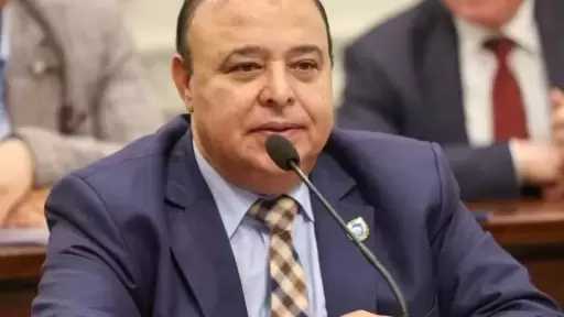 حسين خضير: إرسال القافلة الطبية إلى السودان تجسيد للدور الإنساني لمصر