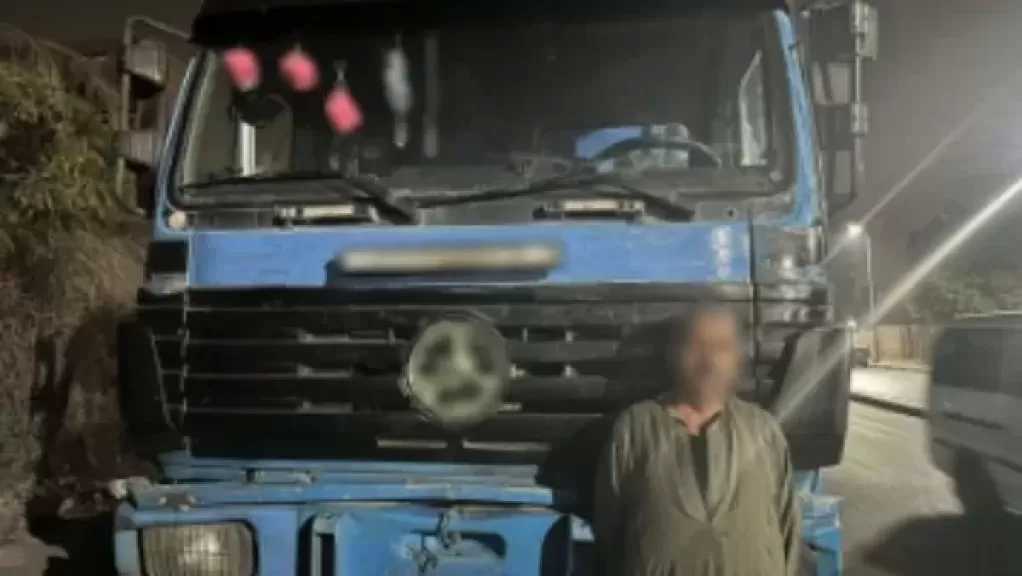 كشف ملابسات واقعة سير سيارة نقل برعونة والتسبب في حادث مروري بالقليوبية