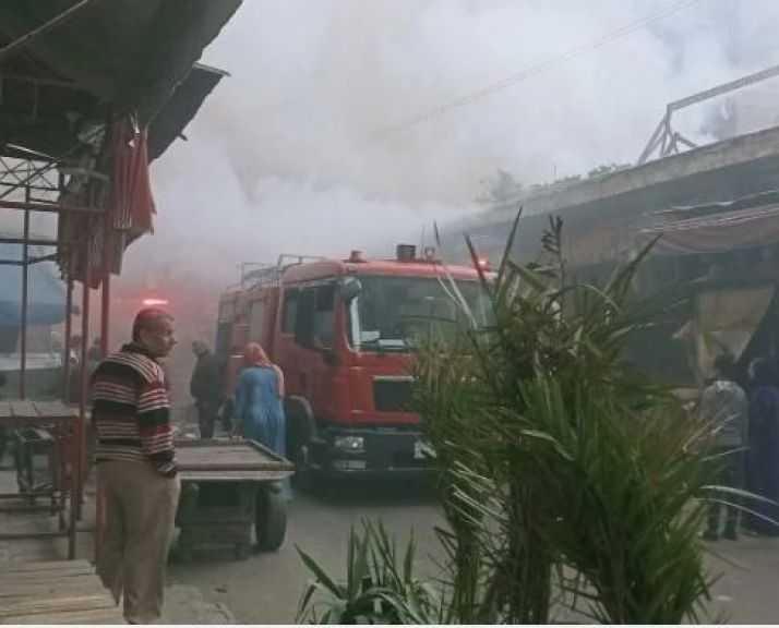 السيطرة على حريق بسوق عرفان في محرم بك بالإسكندرية دون إصابات