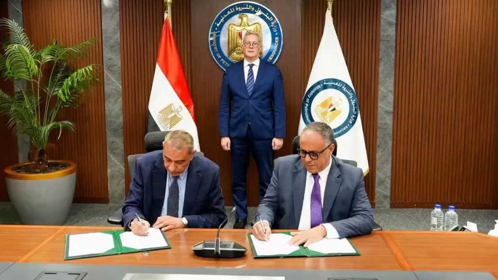 تعمل لأول مرة في مصر.. توقيع اتفاقية جديدة للبحث عن البترول والغاز مع شركة Terra Petroleum الإنجليزية