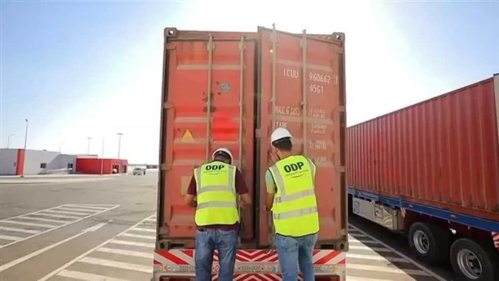 الواردات الصينية تسيطر على مستلزمات أعياد الميلاد بمصر رغم محدودية الطلب