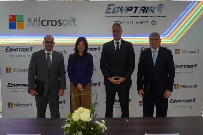 مصر للطيران ومايكروسوفت تدشنان مرحلة جديدة من التعاون لتعزيز الابتكار والتحول الرقمي في قطاع الطيران