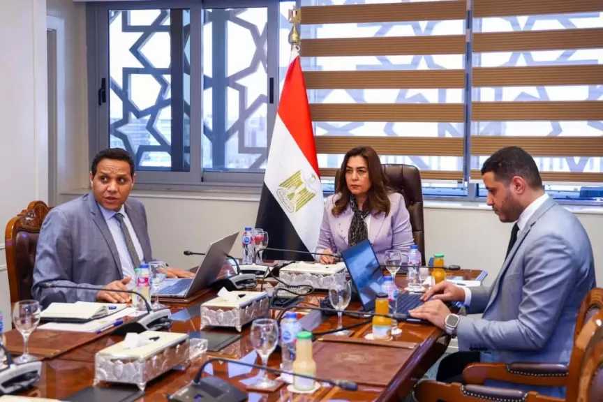 وزيرة التنمية المحلية تتابع موقف تنفيذ وتشغيل مشروعات الإدارة المحلية بالمبادرة الرئاسية ”حياة كريمة”