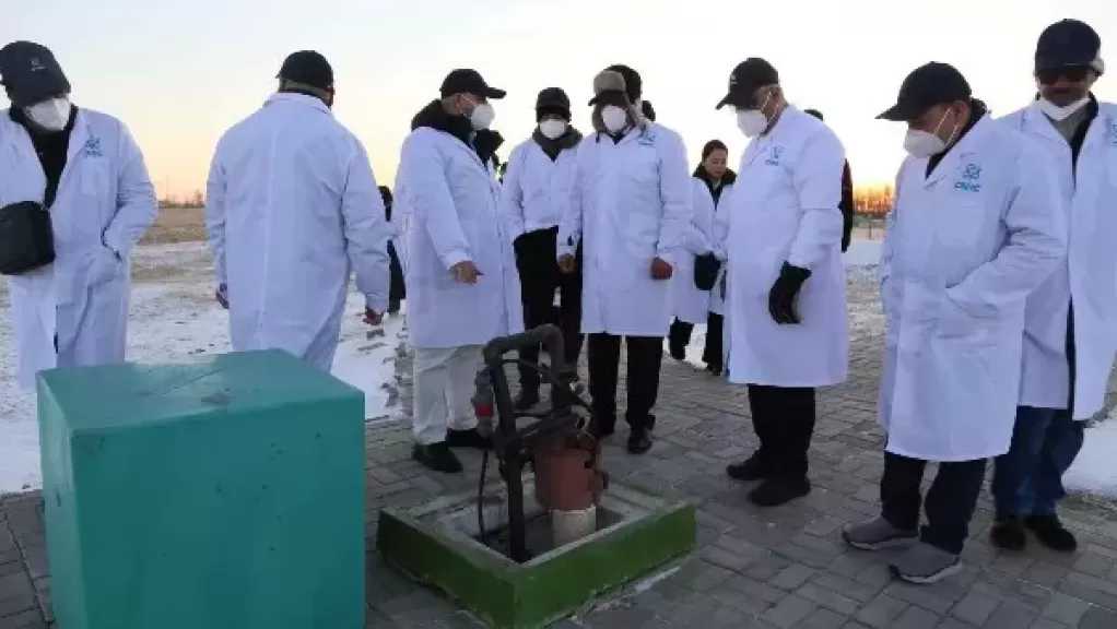 وزير الكهرباء يزور منجمًا للخامات ومصنعًا لاستخلاص العناصر الاستراتيجية بمقاطعة منغوليا