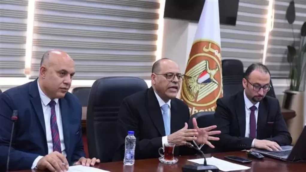 وزير العمل يشهد اختبارات برنامج ”سفراء العمل”.. ويؤكد ضرورة التدريب على الذكاء الاصطناعي