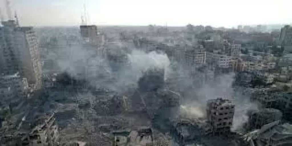 نسف منازل برفح وخان يونس وقصف مدفعي شرق غزة