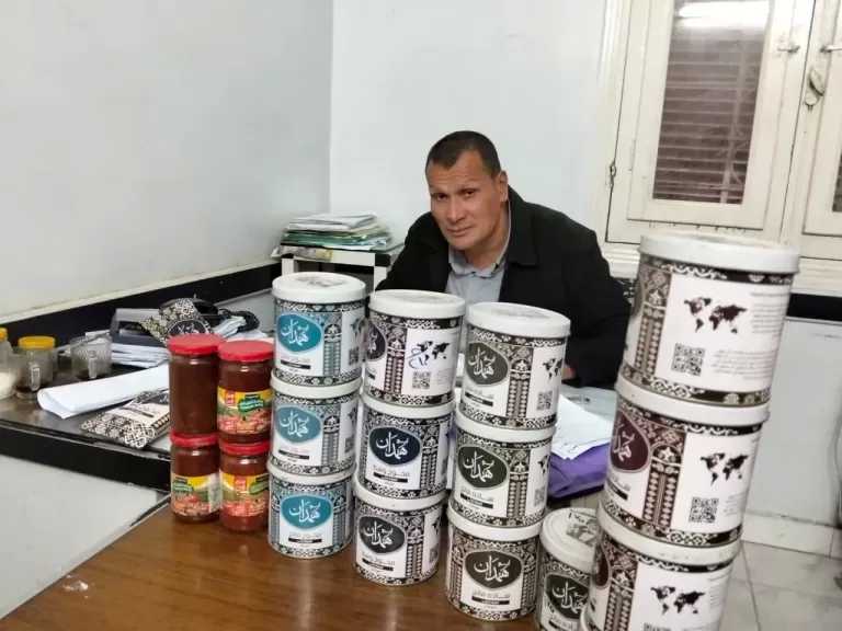 محافظ كفرالشيخ: تحرير أكثر من 150 محضرًا وضبط كميات ضخمة من السلع منتهية الصلاحية ومجهولة المصدر