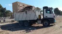 محافظ أسيوط يؤكد أهمية تكثيف حملات النظافة ورفع 119 طنًا من المخلفات بقرى مركز صدفا