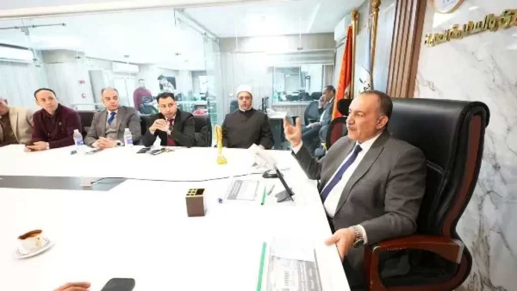 محافظ أسيوط يتابع جولة إعادة انتخابات مجلس النواب بالدائرة الثالثة