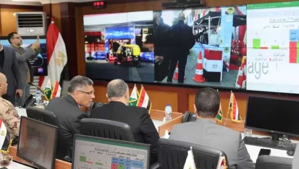 محافظ الجيزة يتابع فتح لجان إعادة انتخابات مجلس النواب بإمبابة والمنيرة