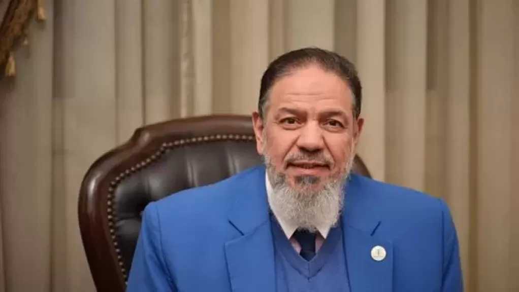 تأجيل محاكمة منتصر الزيات بتهم التحريض والسبّ والقذف لـ3 يناير