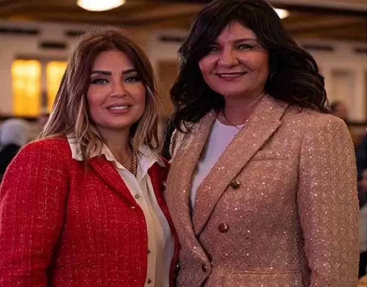 غادة توفيق وكيل محافظ البنك المركزي تشارك في فعاليات شهر التطوع للتحالف الوطني للعمل الأهلي