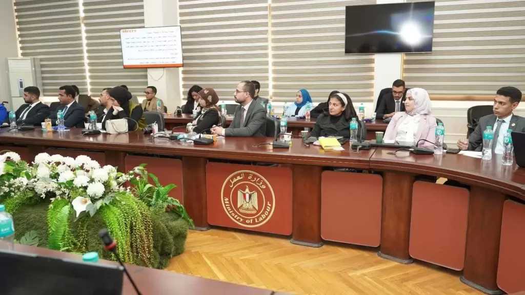 وزارة العمل تطلق الدفعة الأولى من برنامج ”سفراء العمل” بمشاركة 50 شابًا وفتاة من مختلف المحافظات