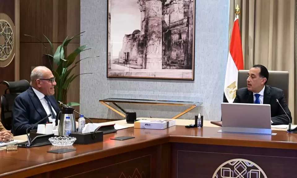 مدبولي: إنتاج السيارة ”سيتروين C4X” بالتعاون مع مجموعة ”استيلانتس” العالمية