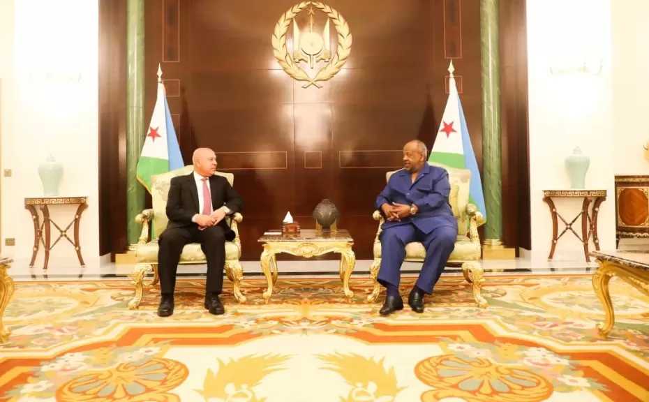 رئيس جيبوتي يستقبل وزير الصناعة والنقل ووفد شركات القطاع العام والخاص المصري
