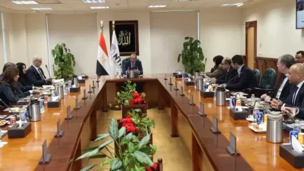 وزير الاتصالات : إنتاج 10 ملايين جهاز محمول في 2025 مقارنة بـ3.3 مليون سابقًا