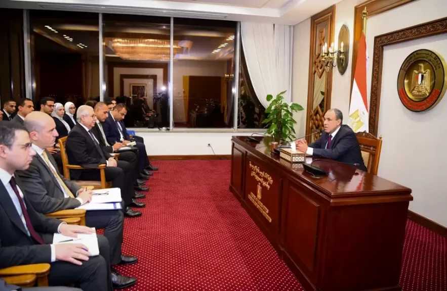 وزير الخارجية يجتمع بأعضاء السلك الدبلوماسي والقنصلي من الدرجات الحديثة والمتوسطة