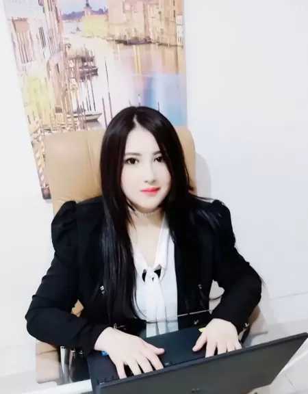 فريهان طايع تكشف الوجه الخفي لحياة الإعلاميين