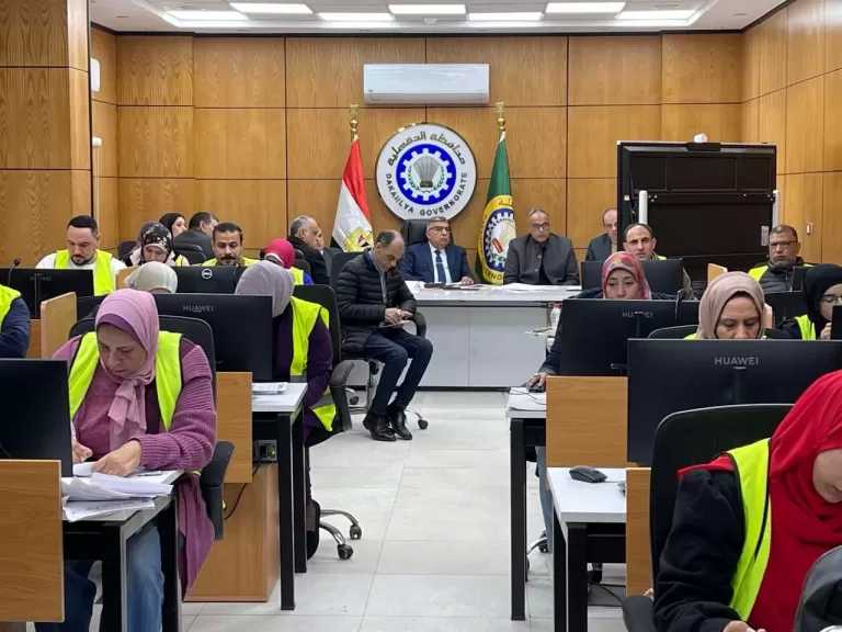 محافظ الدقهلية يُتابع موقف أراضي الدولة المستردة وآليات استغلالها بالشكل الأمثل