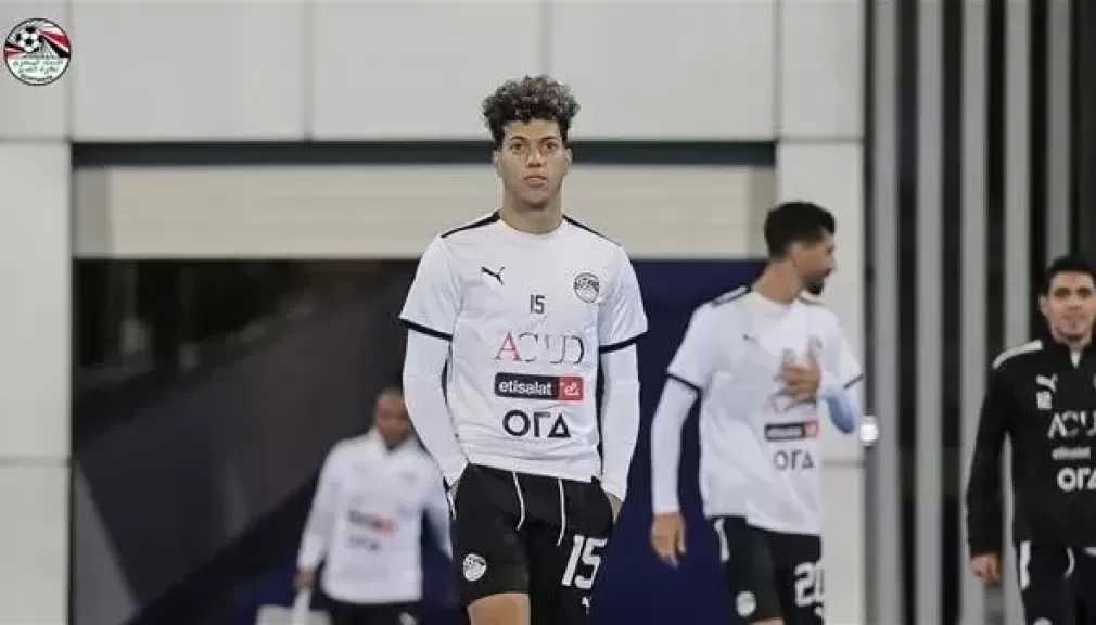 نجم الأهلي السابق: كان من الأفضل تجهيز إمام عاشور في مباراة أنجولا