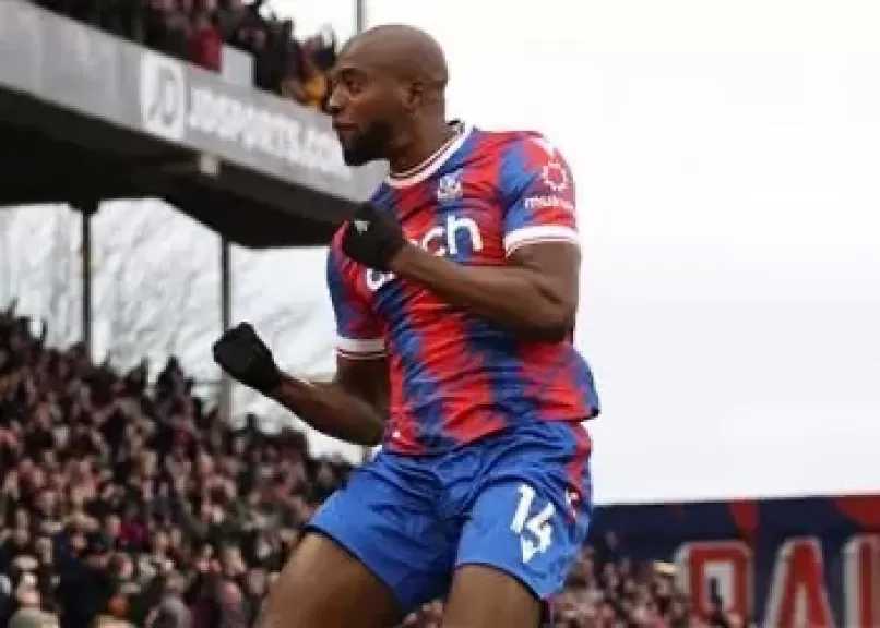 مانشستر يونايتد يضع مهاجم كريستال بالاس ضمن أولوياته الشتوية