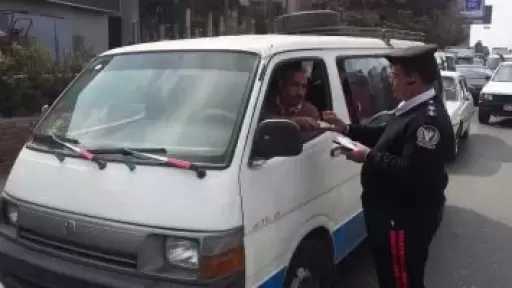 الداخلية تشدد الرقابة المرورية وتضبط 95649 مخالفة خلال 24 ساعة