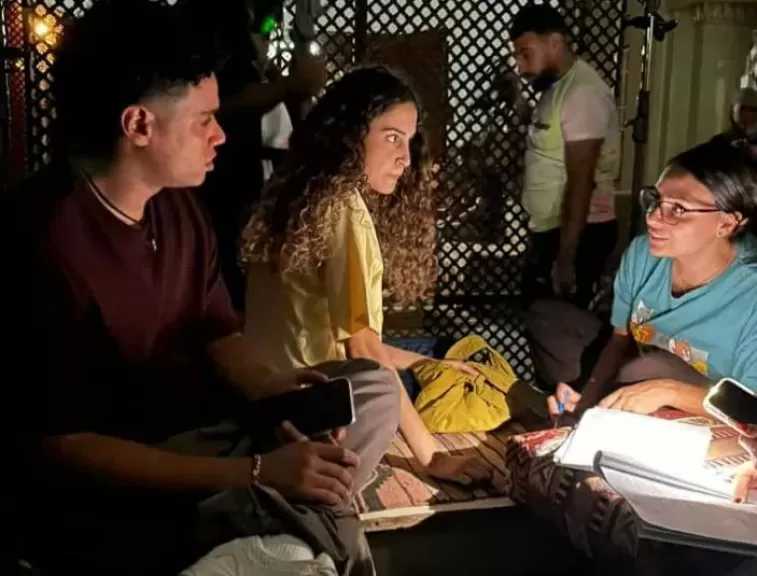 مؤلف «ميدتيرم»: المسلسل يحاول قول أشياء مسكوت عنها قليلًا